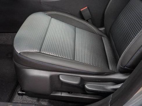 New 2026 Chevrolet Trax LT FWD image 7