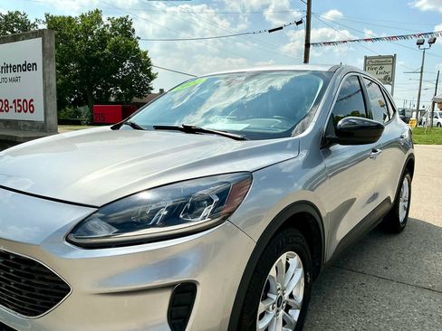 Used 2022 Ford Escape SE w/ Convenience Package FWD image 26