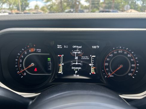 New 2025 Jeep Wrangler Unlimited Rubicon 392 image 18