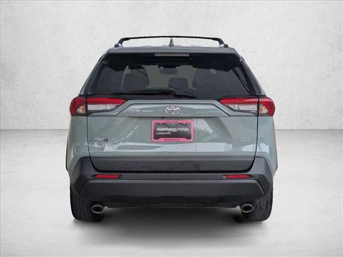 Used 2022 Toyota RAV4 XLE FWD image 7