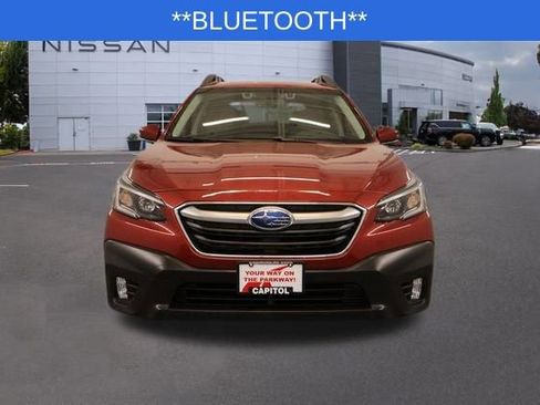 Used 2022 Subaru Outback Premium image 8