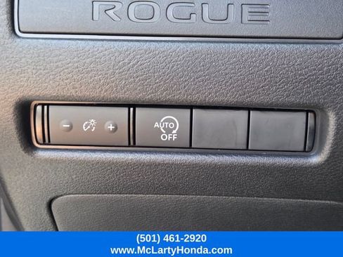 Used 2024 Nissan Rogue S FWD image 28