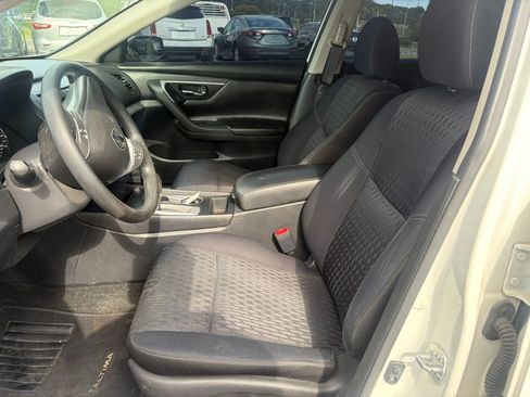 Used 2017 Nissan Altima 2.5 S w/ Power Driver Seat Package FWD image 25