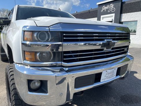 Used 2015 Chevrolet Silverado 2500 LTZ w/ Duramax Plus Package image 14