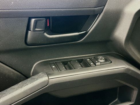 Used 2024 Toyota Tacoma SR5 image 15