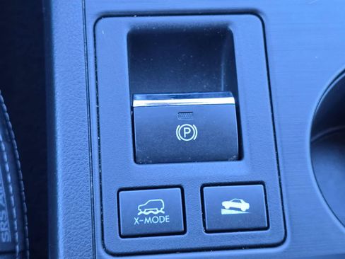 Used 2015 Subaru Outback 2.5i Limited AWD/4WD image 25