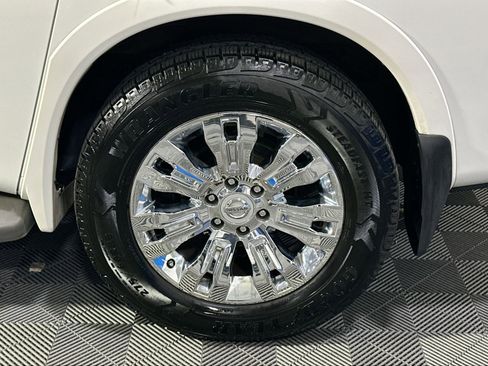 Used 2015 Nissan Armada Platinum image 12