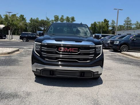 Used 2025 GMC Sierra 1500 SLT RWD image 2