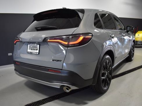 Used 2025 Honda HR-V Sport image 8