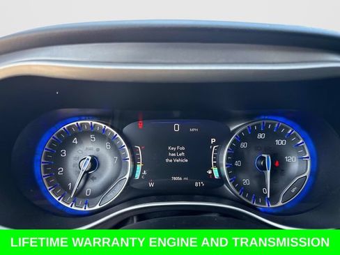Used 2024 Chrysler Pacifica Touring-L FWD image 29