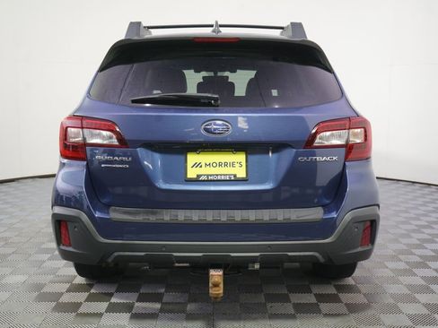 Used 2019 Subaru Outback 2.5i Limited AWD/4WD image 5