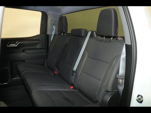 Used 2023 GMC Sierra 1500 SLE w/ LPO, GMC Protection Package image 30
