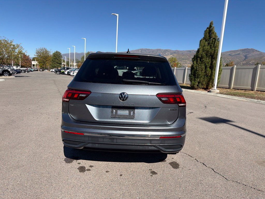 Used 2022 Volkswagen Tiguan SE AWD/4WD image 6