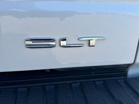 Used 2023 GMC Sierra 1500 SLT w/ SLT Premium Plus Package image 5