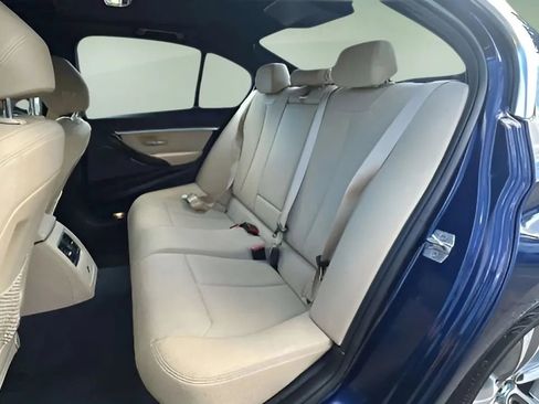 Used 2018 BMW 330i Sedan w/ Convenience Package image 38