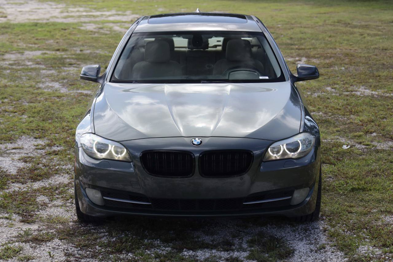 Used 2011 BMW 528i Sedan RWD image 17