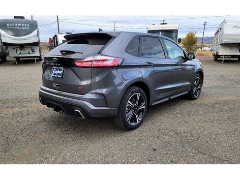 Used 2024 Ford Edge ST image 5