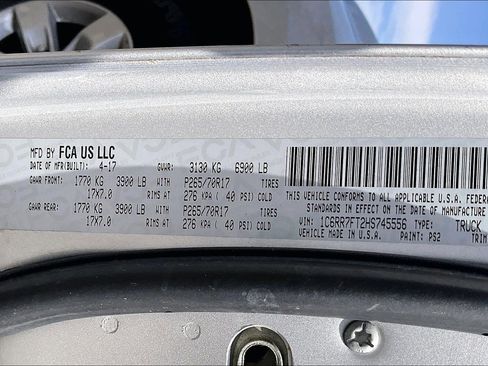 Used 2017 RAM 1500 Express AWD/4WD image 28