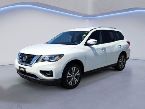 Used 2019 Nissan Pathfinder SV AWD/4WD image 7