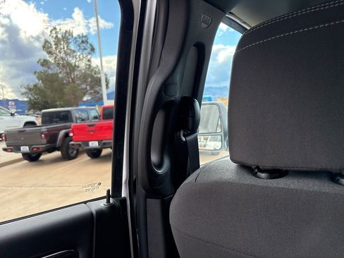 New 2026 RAM 3500 Big Horn AWD/4WD image 43