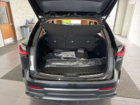 New 2026 Lexus NX 350 AWD image 9