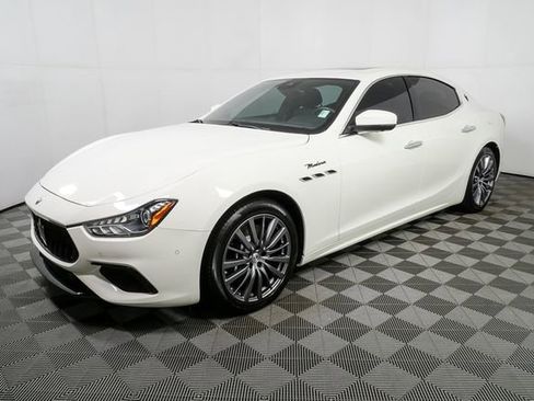 Used 2022 Maserati Ghibli Modena Q4 AWD/4WD image 27
