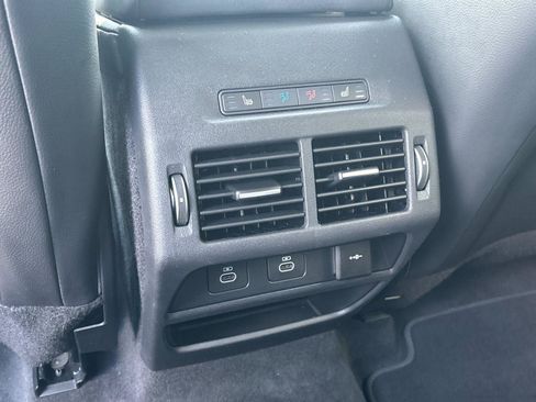 Used 2025 Land Rover Discovery Sport S AWD/4WD image 34