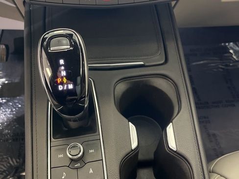 Used 2023 Cadillac XT4 Premium Luxury image 19