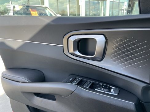 New 2026 Kia Sorento S image 18