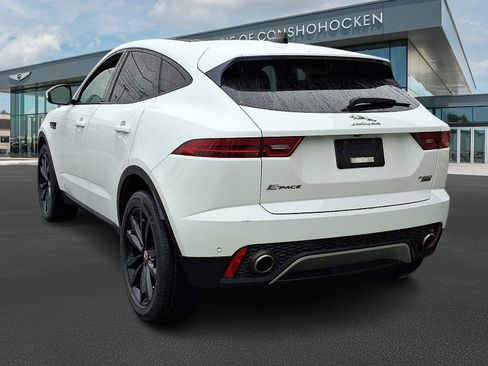 Used 2020 Jaguar E-PACE SE image 4