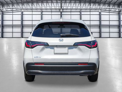 New 2026 Honda HR-V LX image 3
