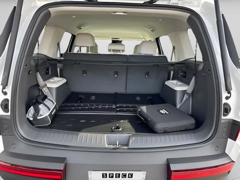 New 2026 Hyundai Santa Fe SEL image 9