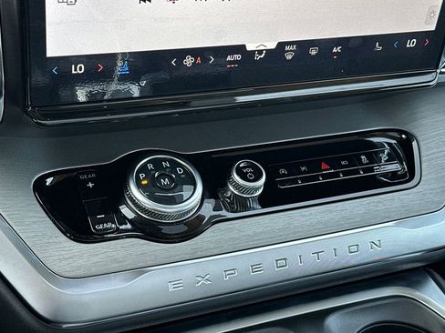 New 2026 Ford Expedition Max Platinum AWD/4WD image 19