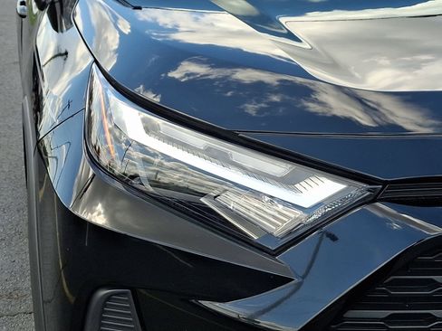 Used 2024 Toyota RAV4 XLE w/ Convenience Package image 9