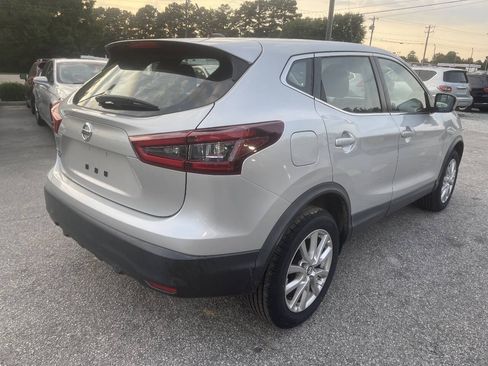 Used 2021 Nissan Rogue Sport S FWD image 5