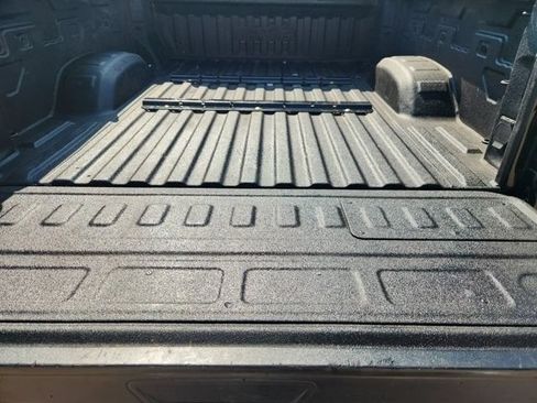 Used 2020 Chevrolet Silverado 3500 High Country w/ Technology Package AWD/4WD image 33