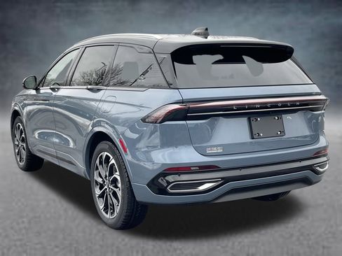 New 2026 Lincoln Nautilus Reserve image 18