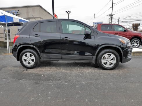 Used 2020 Chevrolet Trax LS w/ Tint and Cruise Package image 2