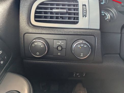 Used 2013 Chevrolet Silverado 2500 LTZ w/ LTZ Plus Package AWD/4WD image 19