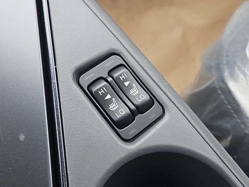 New 2026 Subaru Crosstrek 2.0i Premium image 9