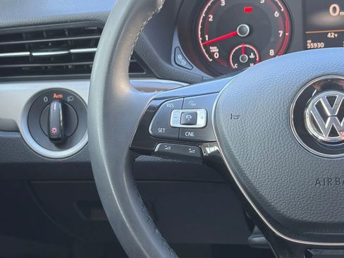 Used 2021 Volkswagen Passat 2.0T SE image 28