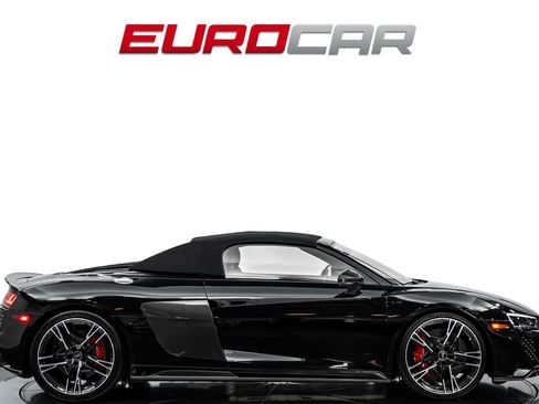 Used 2023 Audi R8 V10 performance AWD/4WD image 7
