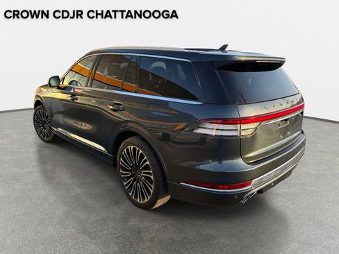Used 2020 Lincoln Aviator Black Label w/ Class IV Trailer Tow Package image 4