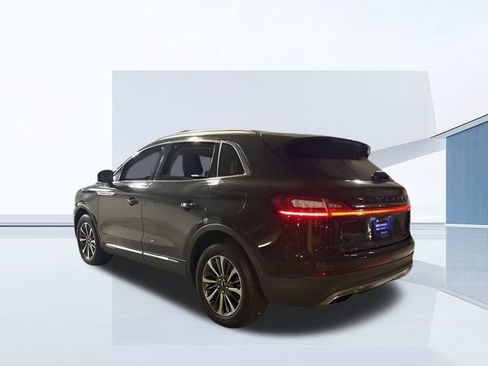 Used 2023 Lincoln Nautilus Standard image 5