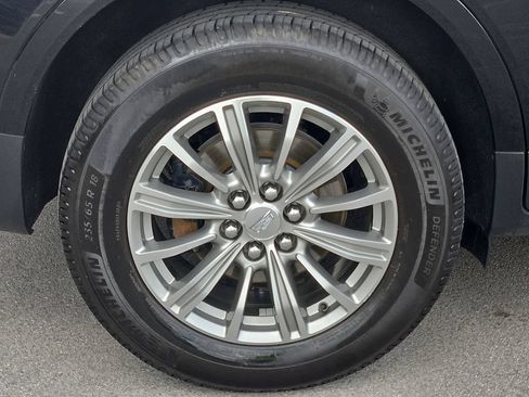 Used 2017 Cadillac XT5 Luxury w/ Driver Awareness Package FWD image 7