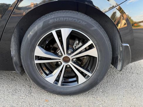 Used 2020 Nissan Sentra SV image 28