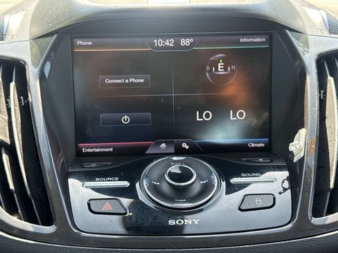 Used 2014 Ford Escape Titanium AWD/4WD image 25