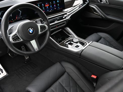 Certified 2024 BMW X6 xDrive40i w/ Premium Package image 12