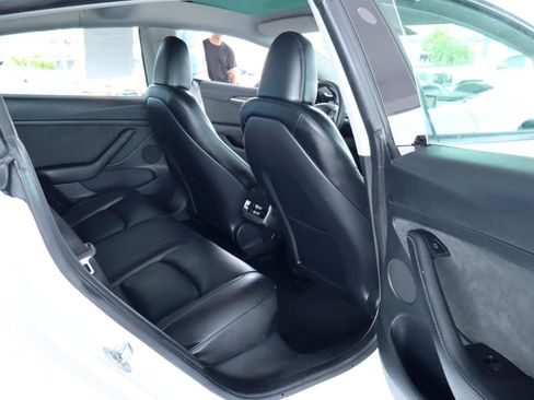 Used 2023 Tesla Model 3 Standard Range RWD image 28