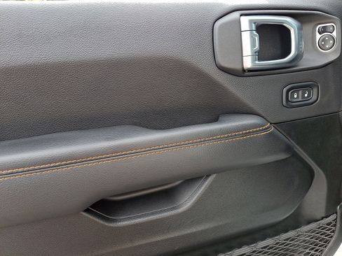 Certified 2023 Jeep Gladiator Mojave w/ LED Lighting Group image 12